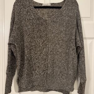 Zenana V-Neck Sweater in Gray
